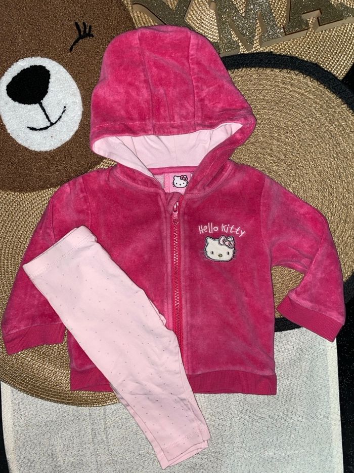 Veste hello kitty 12 mois