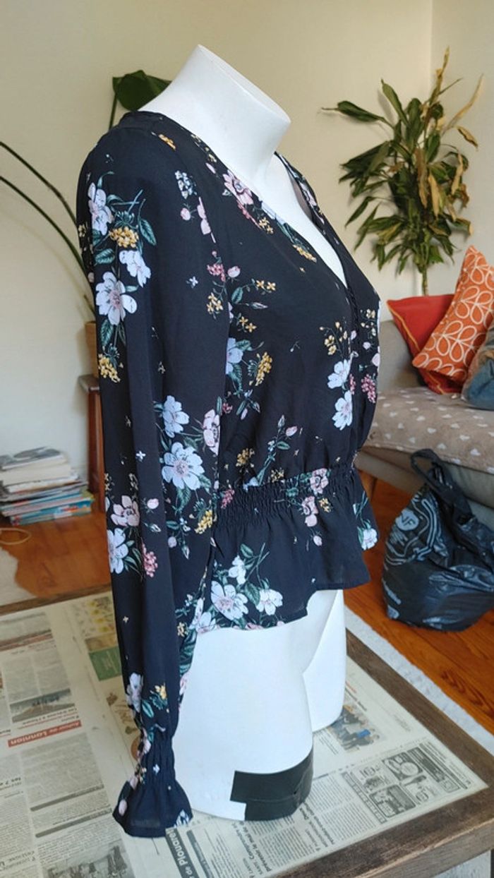 Blouse manches longues décolleté imprimé fleuri - photo numéro 2
