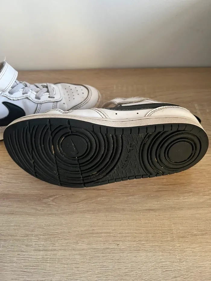 Nike Court Borough Mid 2 Enfant – Pointure 32 (US 1Y) - photo numéro 4