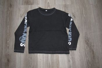 TEE SHIRT ML NOIR UNI AVEC ÉCRITURE SUR LES MANCHES GARÇON - 8 ANS - n°08