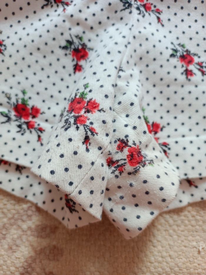 Short court blanc avec rose rouge zara basic M - photo numéro 3