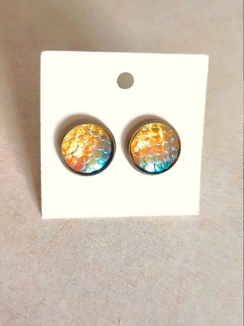 Boucles puces d'oreilles rond jaune écaille holographique bronze 🇨🇵 Fabrication Artisanale - Ø 12mm