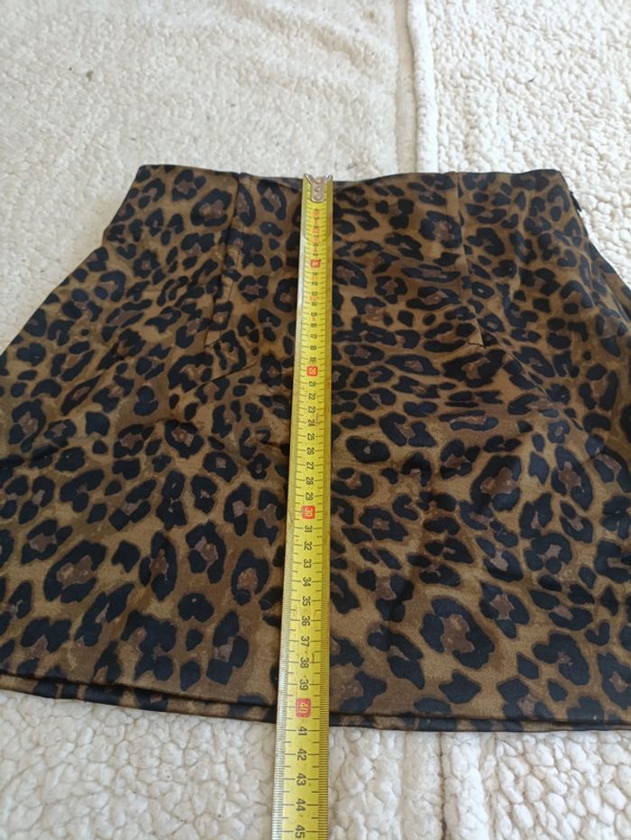 NEUF Mini jupe léopard Zara - taille S - imprimé fauve tendance vintage y2k - photo numéro 9