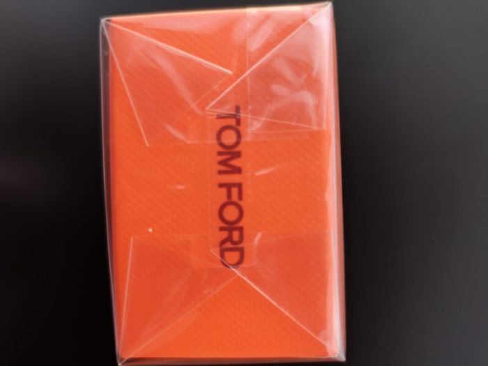 Eau de parfum Tom Ford bitter peach100 ml - photo numéro 3