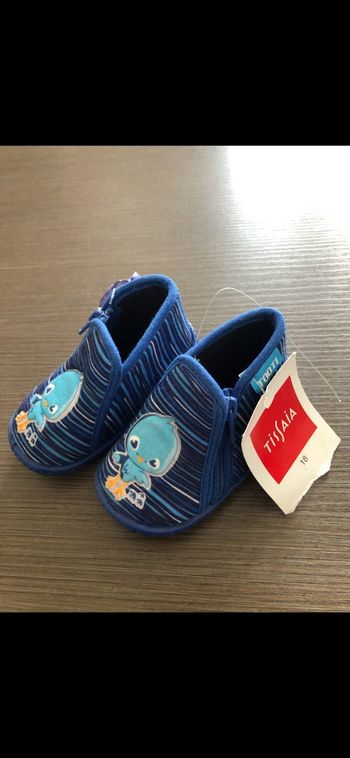 Chaussons garçon poussin 18