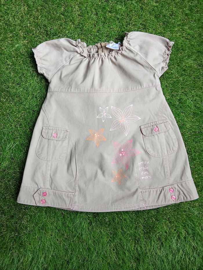 Robe Kaki avec fleurs