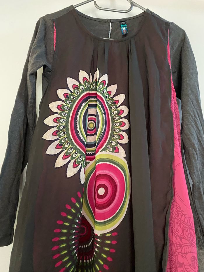 Robe Desigual taille 13 14 ans neuve val 59,95 - photo numéro 2