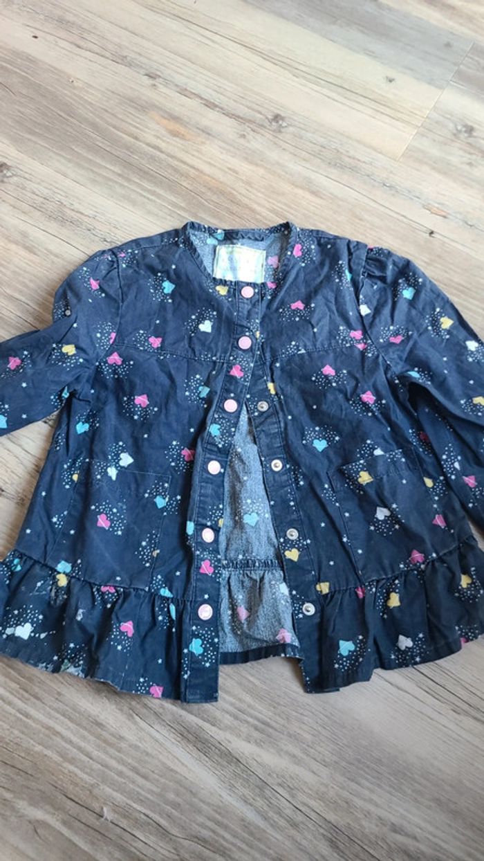 Blouse d'ecolier avec des petits coeur