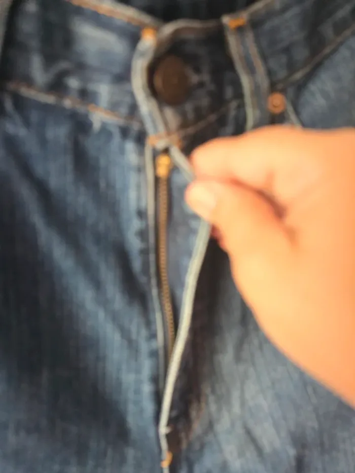 Jean Levi’s Homme 581 – W33 L30 – Bleu Foncé – Très Bon État - photo numéro 3