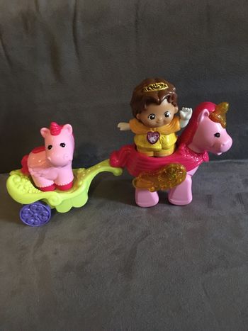 Claire et la licorne magique