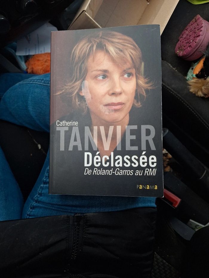 Livre tanvier déclassée