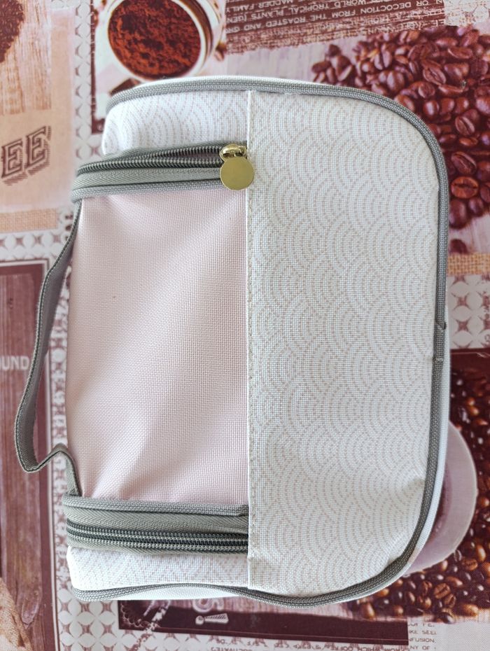 Trousse de toilette - photo numéro 2