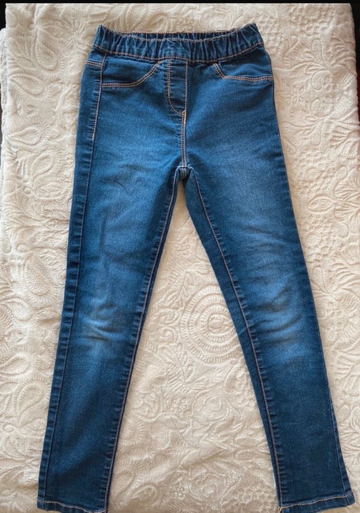 Jean skinny bleu de chez Tex taille 7-8 ans