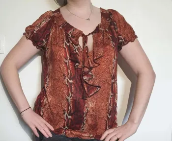 Haut  legé  effet peau  de  serpent