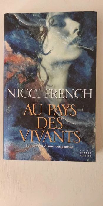 Livre au pays des vivants