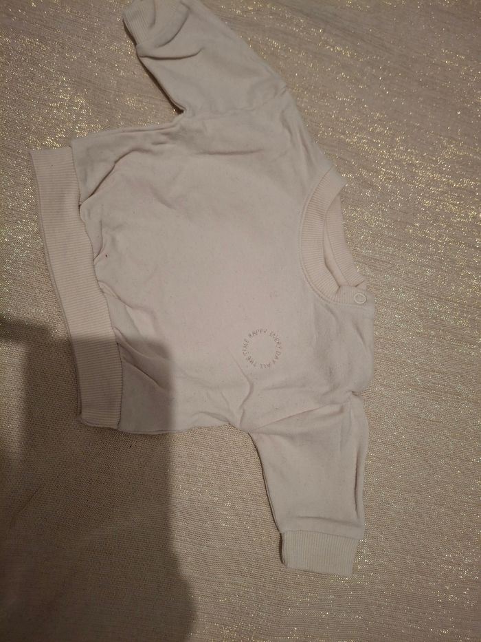 Lot vetement naissance jamais porté - photo numéro 5