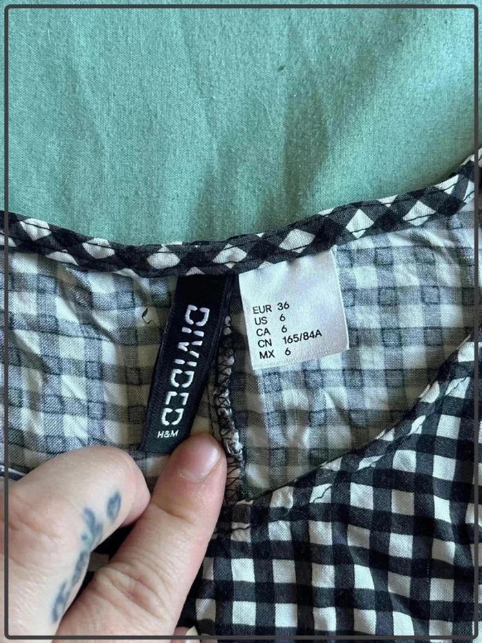 Robe courte taille 36 marque h&m - photo numéro 3