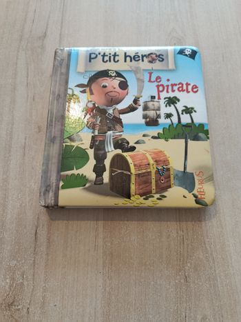 Livre petit héros