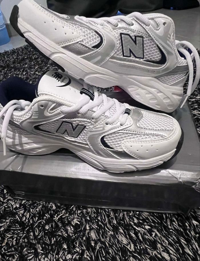 New Balance 530