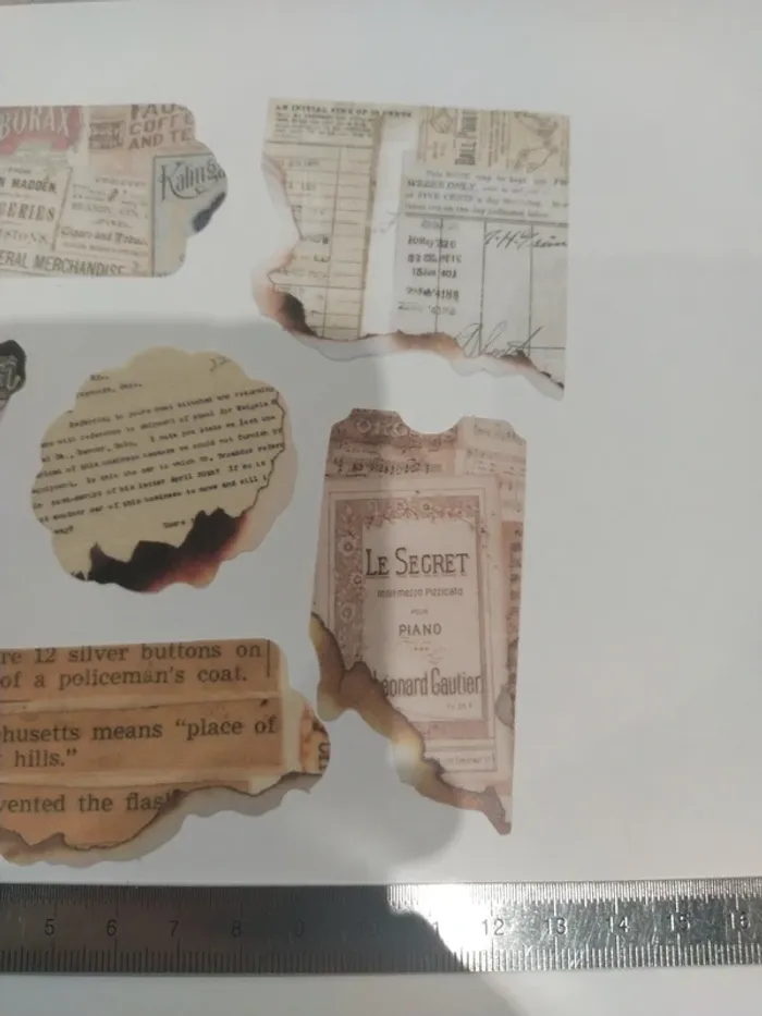 Lot de stickers motif lettre ancienne (lot C) - photo numéro 3