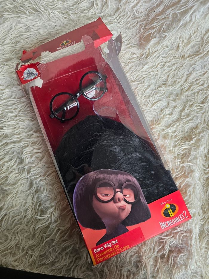Deguisement Accessoire disney Edna mode des indestructibles - perruque + lunette disneyland paris - disney store