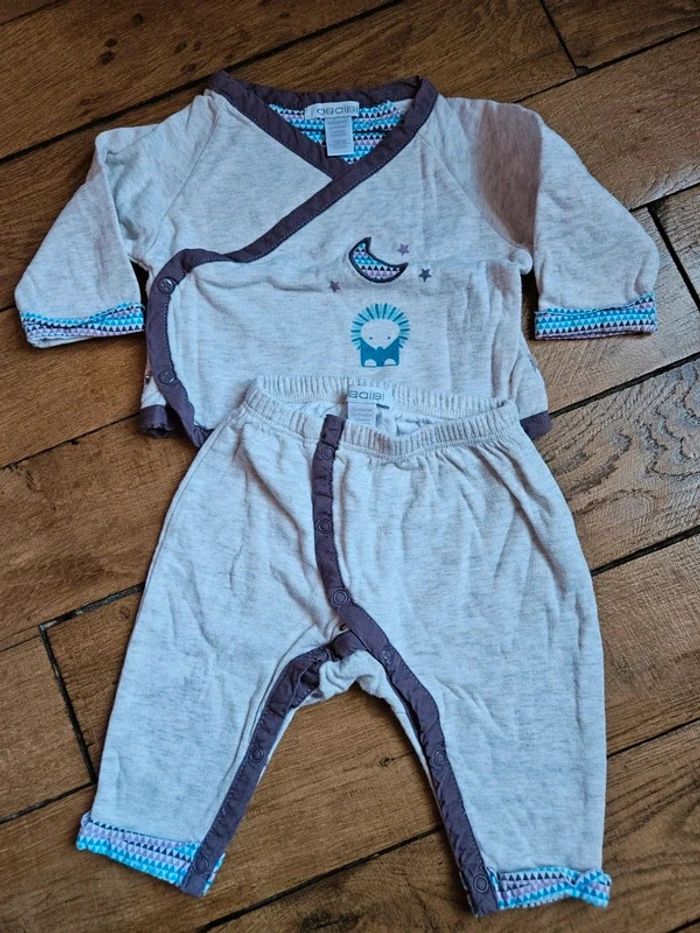 Ensemble bébé 1 mois