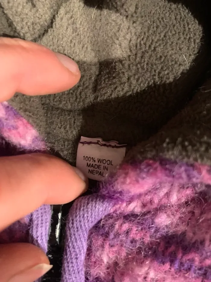 Gilet veste bébé ethnique laine violette – Capuche lutin 6/9 mois env. Made in Nepal - photo numéro 3