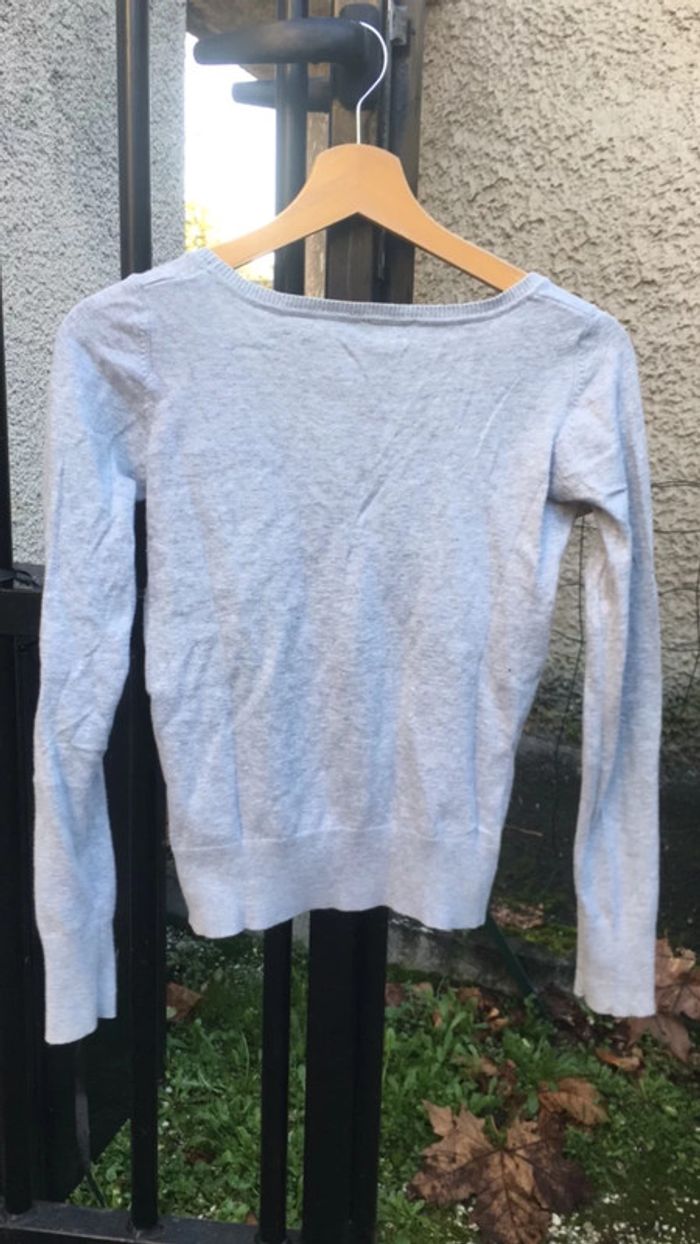 Petit pull d’été gris - photo numéro 4