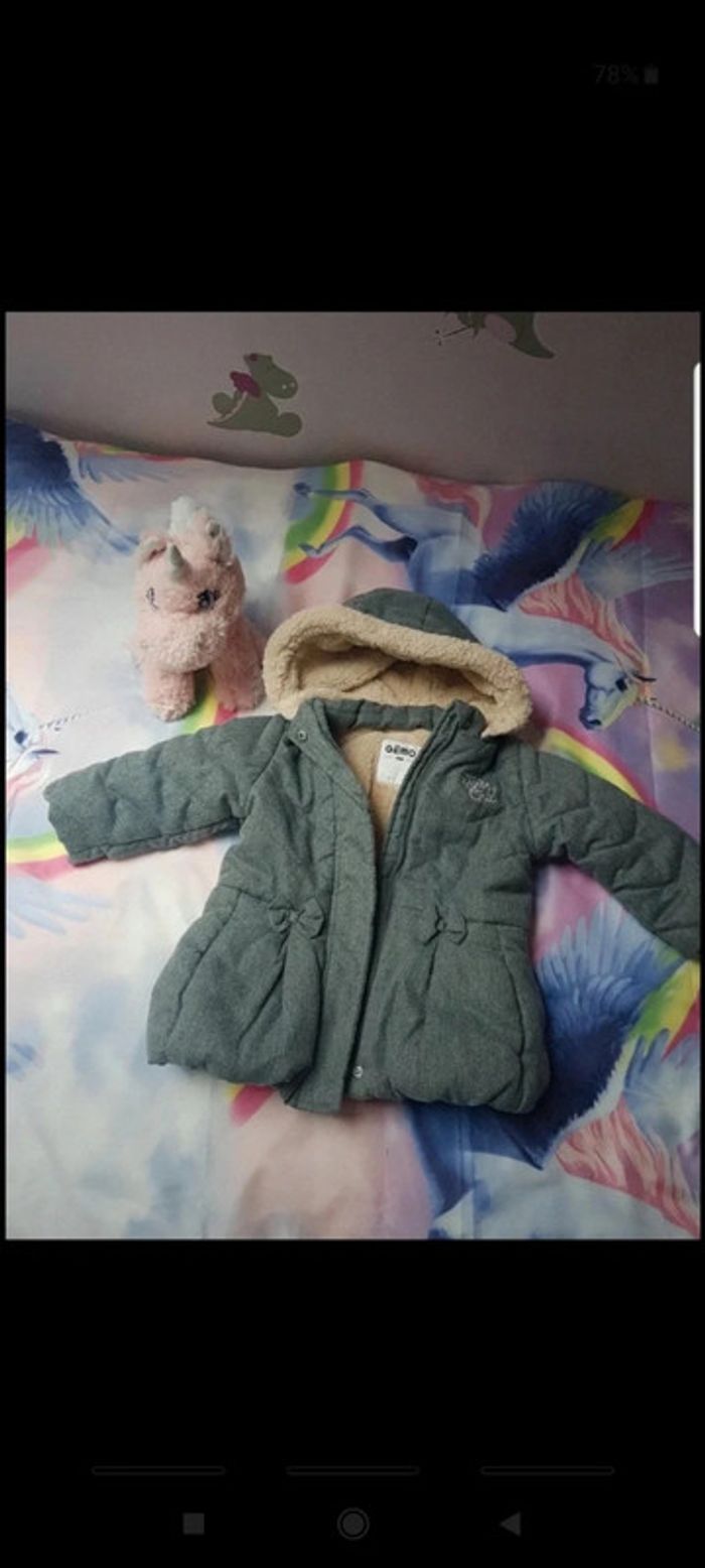 Superbe manteau fourré 18 mois