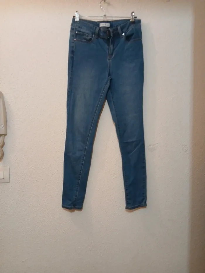 Lot de 2 jeans femme marques divers taille 38 - photo numéro 4
