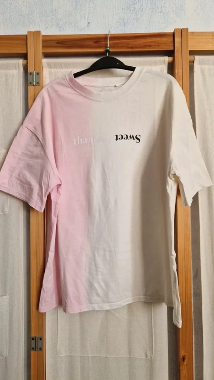 T-shirt Ariana Grande