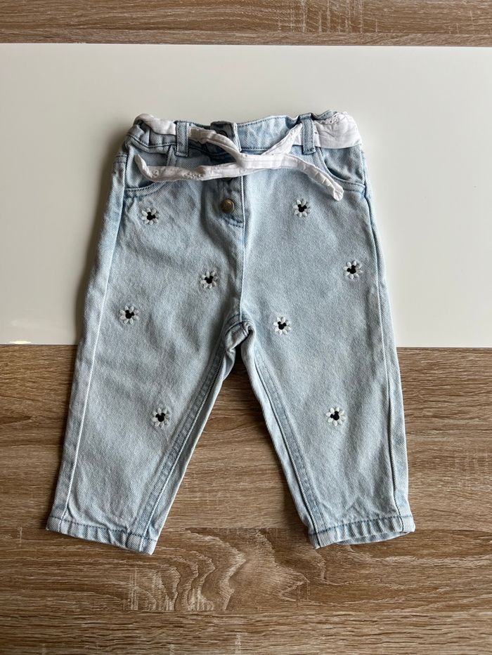 Lot jeans fille 6 mois - photo numéro 4