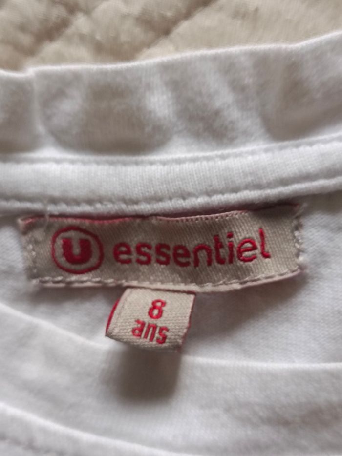 Lot de deux t-shirt taille 8 ans - photo numéro 6