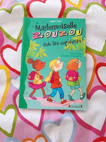 Livre mademoiselle zouzou