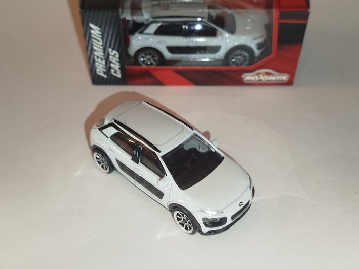 Majorette Citroën C4 Cactus - photo numéro 6