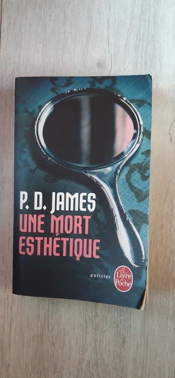 Livre Une mort esthétique de P.D James