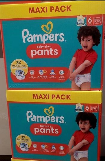 Lot de 2 cartons pampers