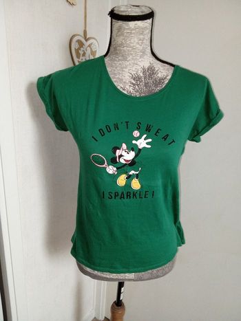 Tee shirt femme Disney, mickey, tennis, vert sapin taille S ou 36