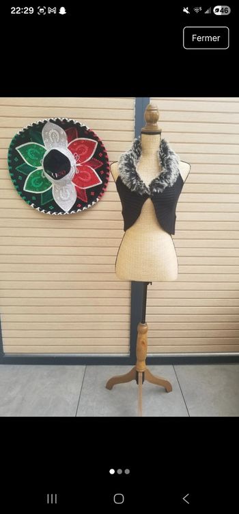 Gilet court noir et gris taille 36 jennyfer