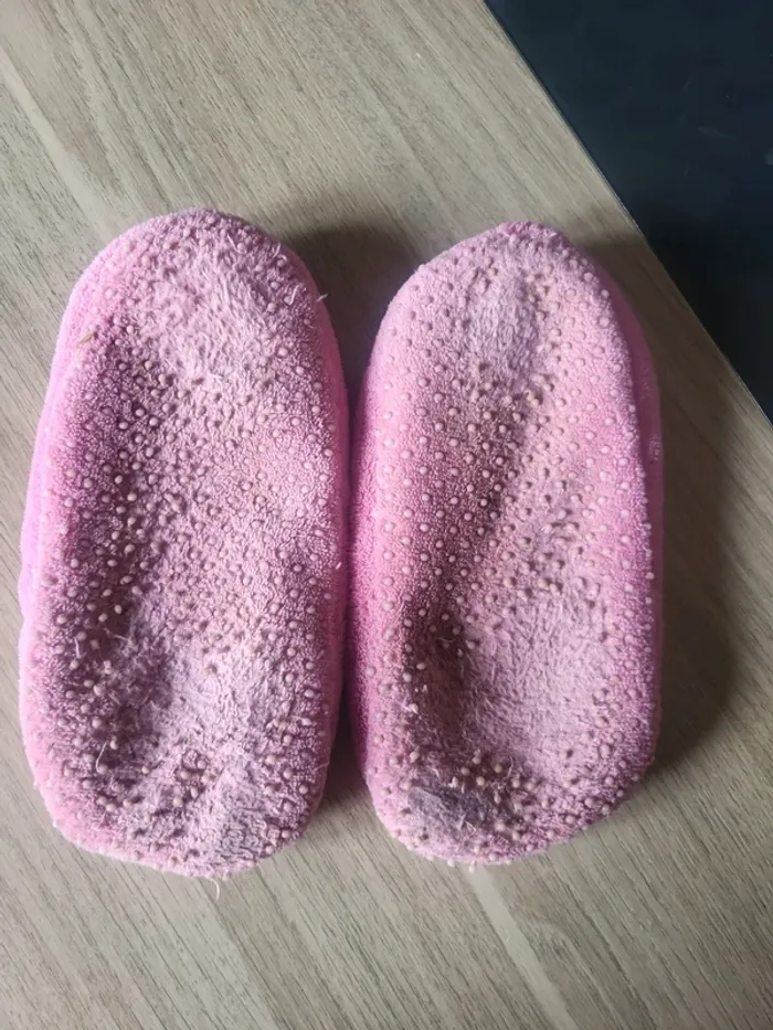Pantoufle fille taille 32,33 stitch - photo numéro 2