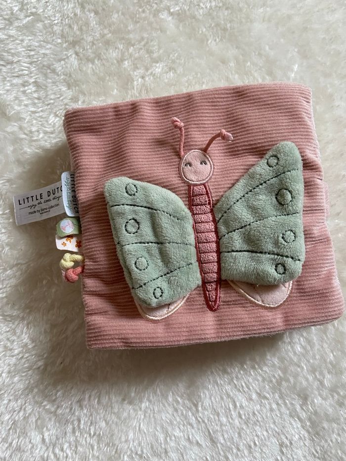 Livre d’éveil / d’activité