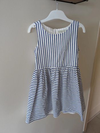 Robe été Zara 7 ans 122cm