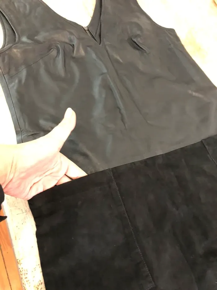 Robe en cuir véritable - photo numéro 7