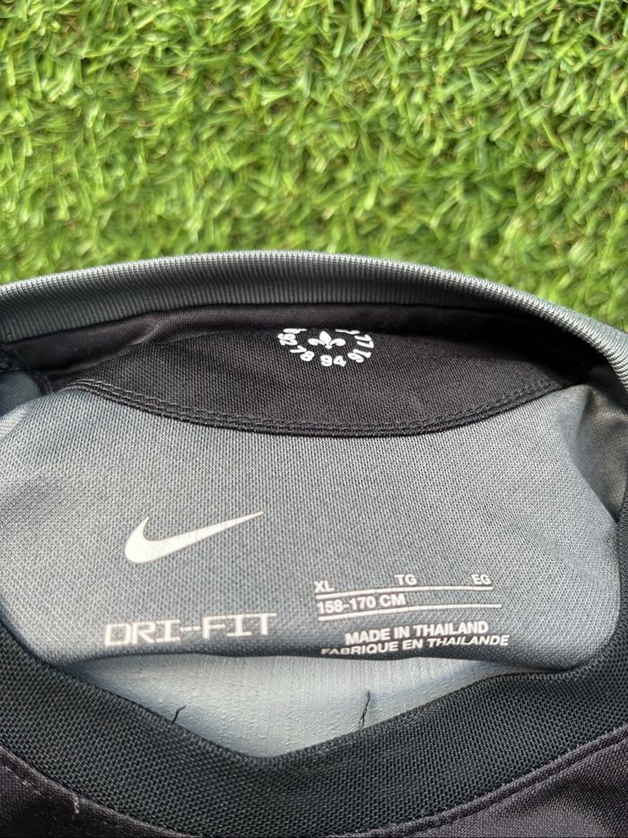 Maillot Neymar PSG - photo numéro 8
