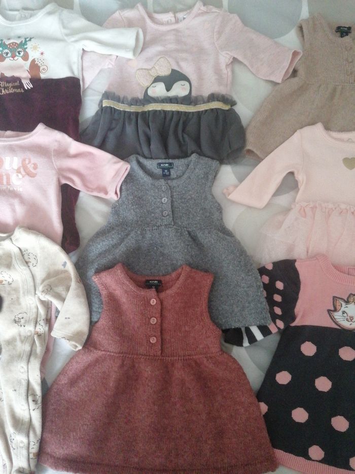 Lot vêtements bébé fille 1 mois - photo numéro 2
