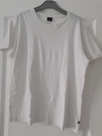 Tee-shirt manches courtes garçon 14/16 ans