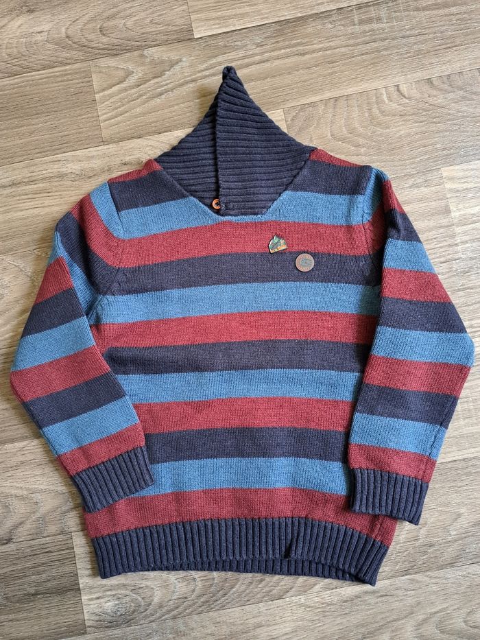 Lot de 3 pulls et sweats 5 ans - photo numéro 2