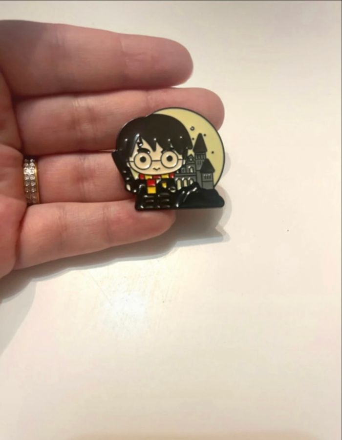 Pin’s NEUF sur le thème Harry Potter