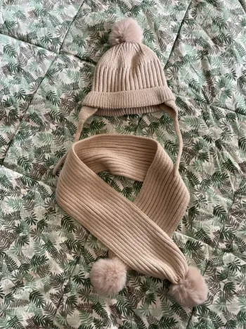 Bonnet + écharpe bébé