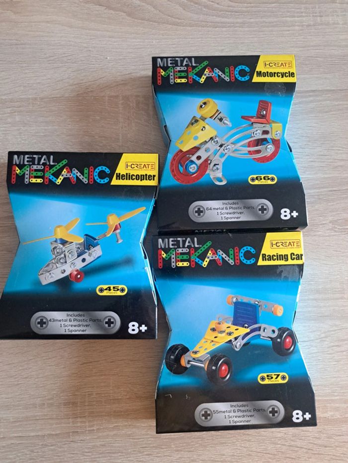 Lot de 3 boîtes neuves métal mekanic